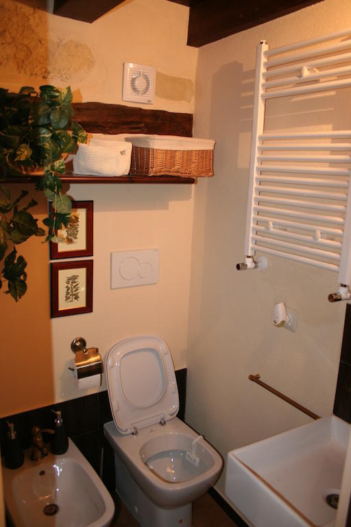 Acasamia Apartment Cagliari Phòng bức ảnh
